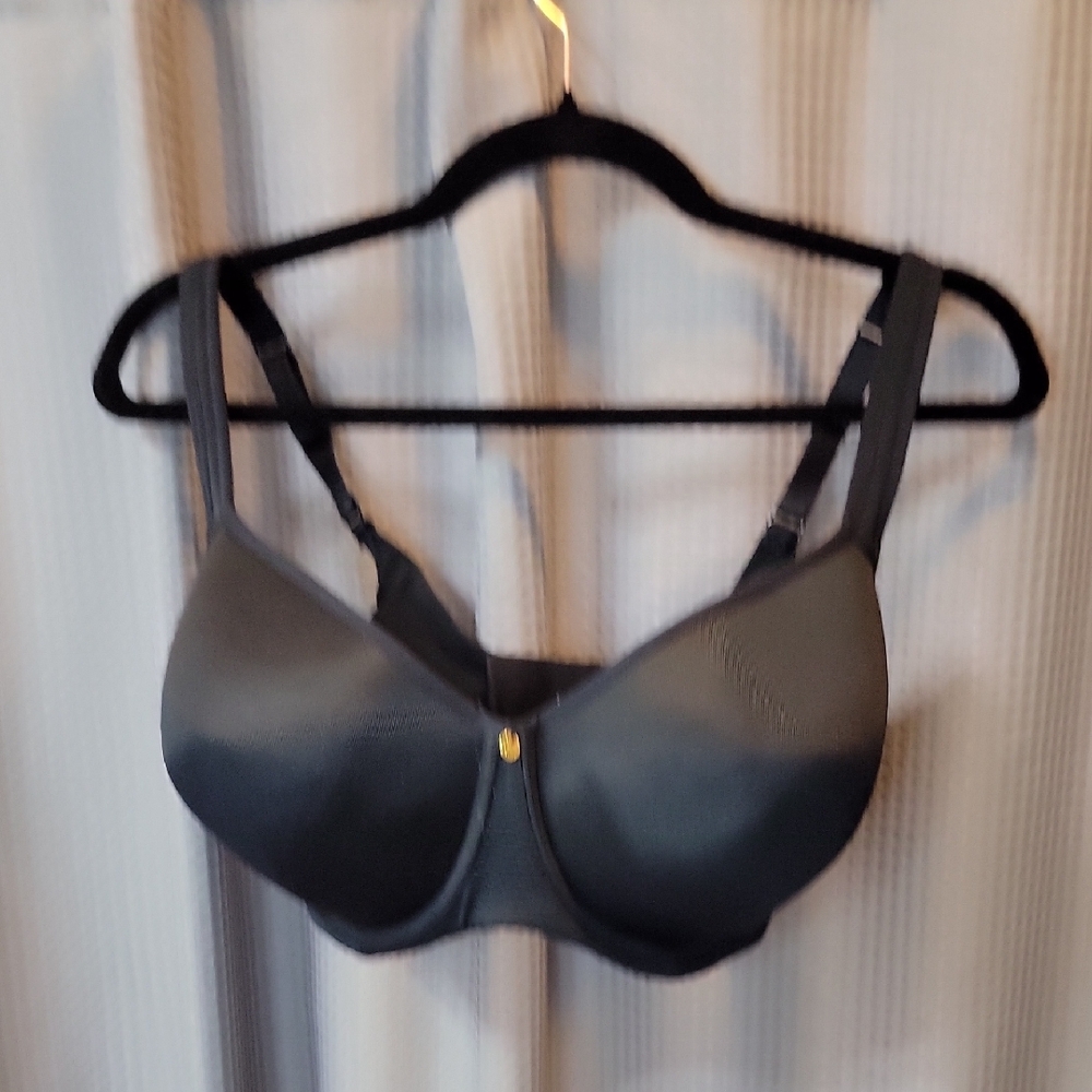 Essential Bodywear Abbie Core Bra Size 36H